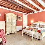 Ca' Riza Konukevi 2*